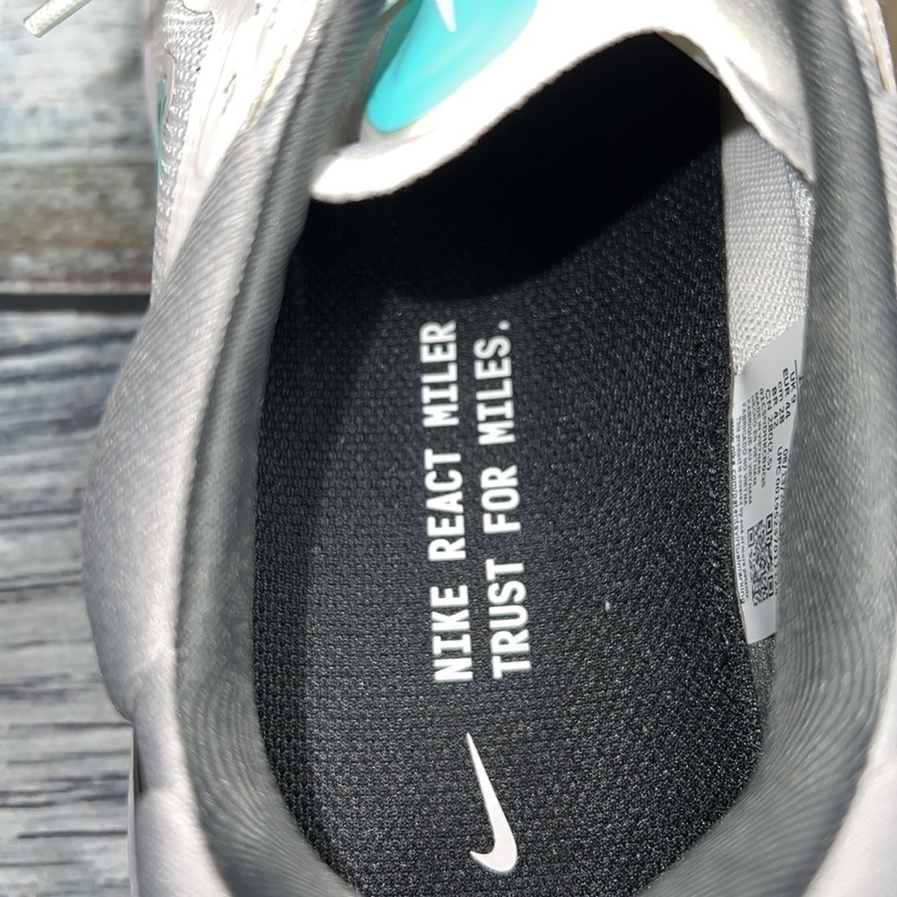 Nike Men's React Miler 2 Platinum Tint/Dynamic Turquoise-White Size-10 - Picture 9 of 9
